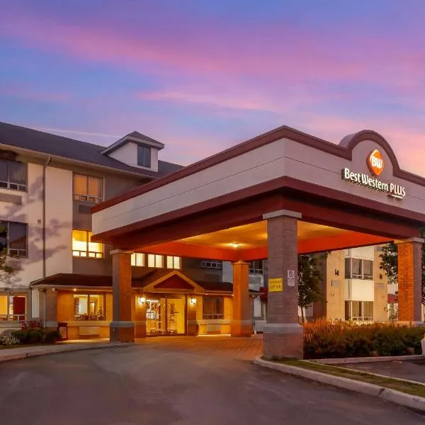 Viesnīca Best Western Plus Burlington Inn & Suites pilsētā Bērlingtona