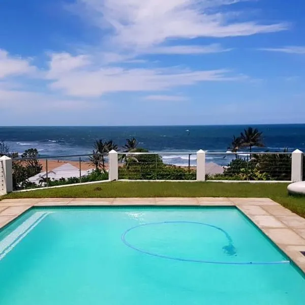 Magnificent beach house with stunning ocean views!, hotel in Zinkwazi Beach