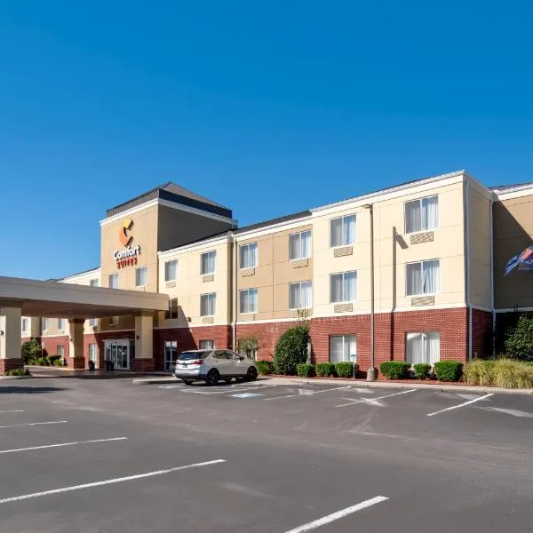 Comfort Suites Foley - North Gulf Shores، فندق في فولي