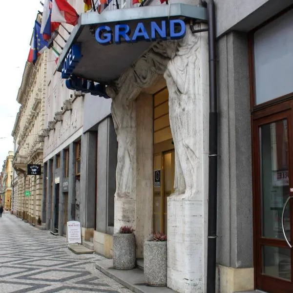 Hotel Grand, hotel em Kobylice