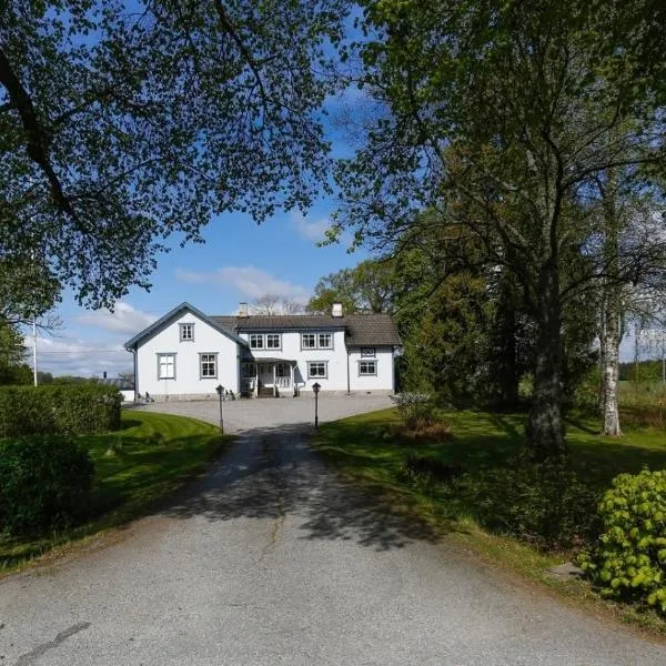 HagbackensGård Bed&Breakfast, hotel v mestu Örebro