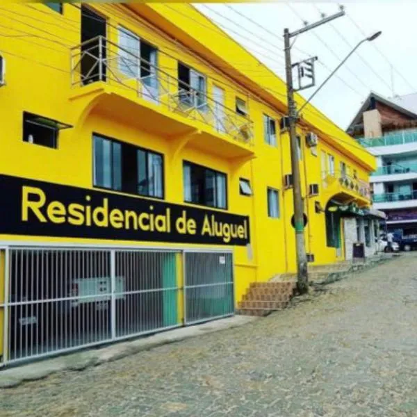 Residencial De Aluguel, hotel en Bombinhas