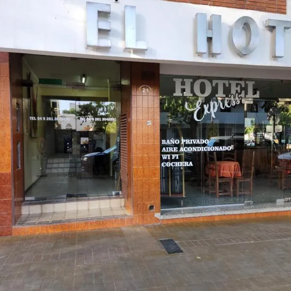 HOTEL EXPRESS MENDOZA, hotelli kohteessa Mendoza