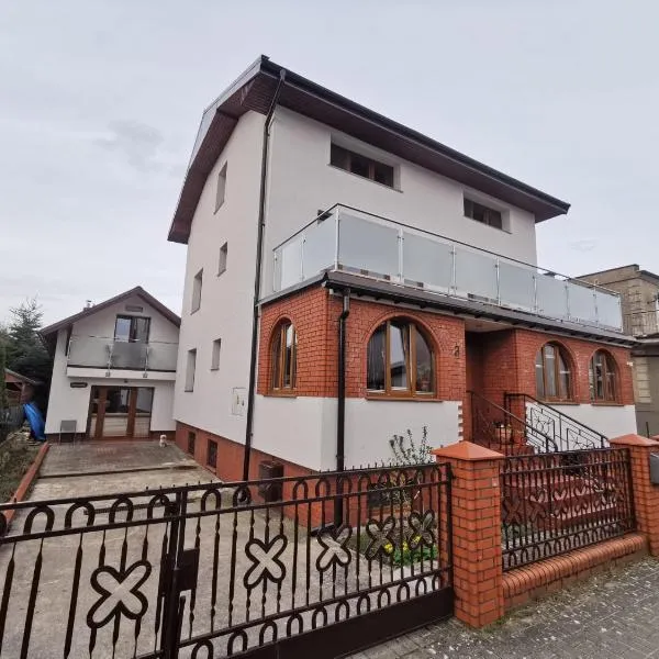 Letni guesthouse, hotel Szczecinekben