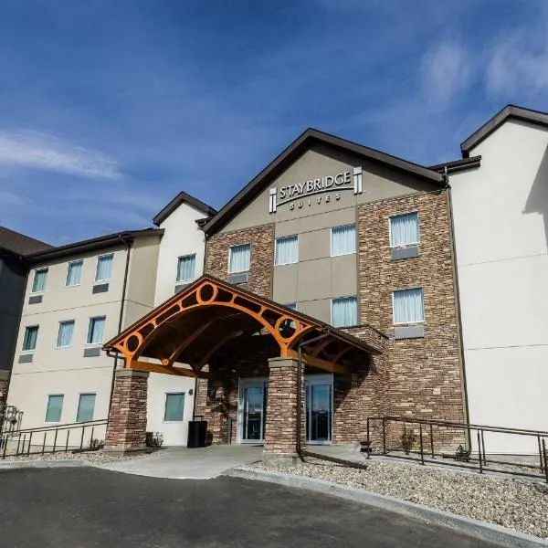 Staybridge Suites - Dawson Creek, an IHG Hotel, hotel v mestu Dawson Creek