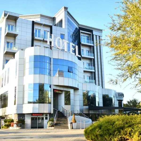 Viesnīca Hotel Ženeva Lux pilsētā Kragujevaca