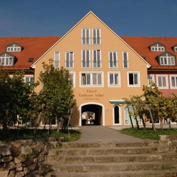 Hotel Goldener Anker, hôtel à Radebeul