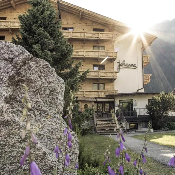 Hotel Johanna mitten im Ötztal SUPERIOR, hotel a Enzenstall