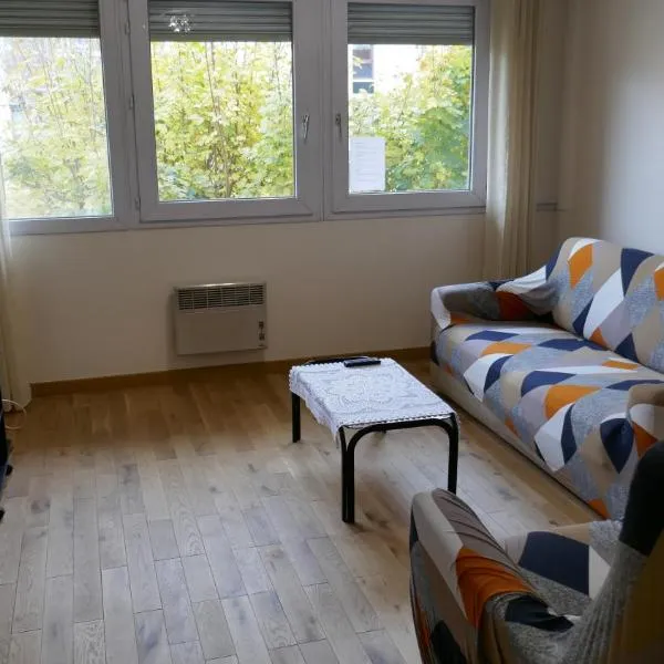 Appartement Pantin (Métro Hoche) pour 4 personnes., hotel di Pantin