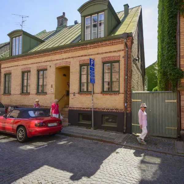 Magles Smiley Inn, hotel in Lomma