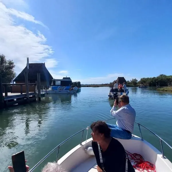 Casa Martina "holiday home" Marano Lagunare, hotelli kohteessa Grado