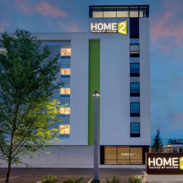 Home2 Suites By Hilton Jacksonville Downtown, hotel di Jacksonville