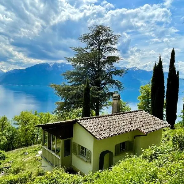 Lovely villa in Lavaux with unique view !, hótel í Montreux