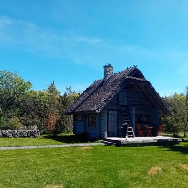 Romantiline saunamaja Pädaste lahe ääres, hotel i Pivarootsi