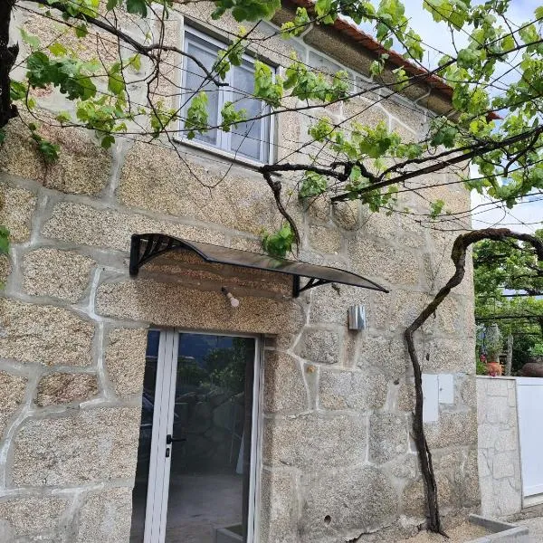 Casa Maria da Eira, hotel in Soajo