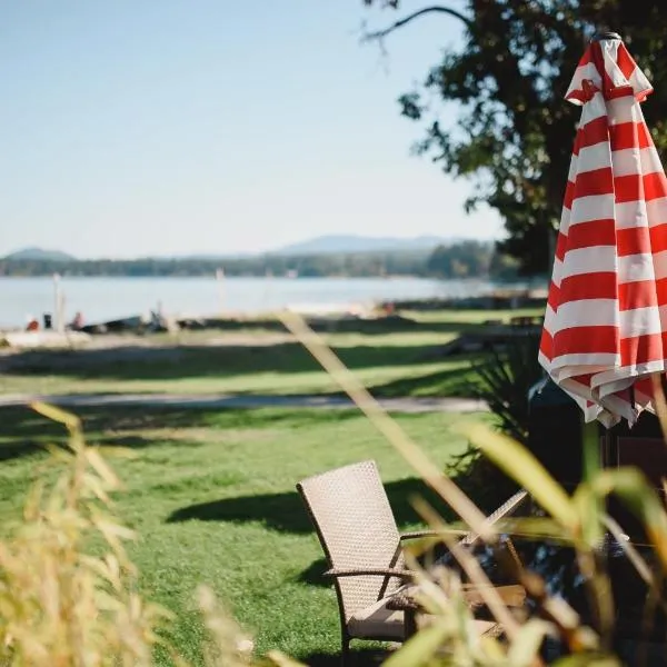 Beach Acres Resort, hotel i Parksville