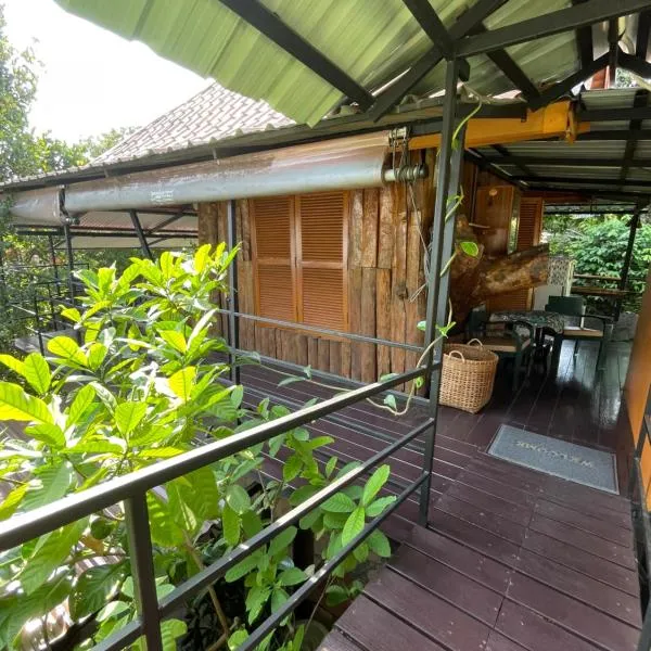 Casa Bonita Kanchanaburi, hotell i Kanchanaburi City