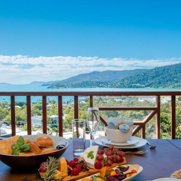 Coral Sea Views, hotel in Airlie Beach