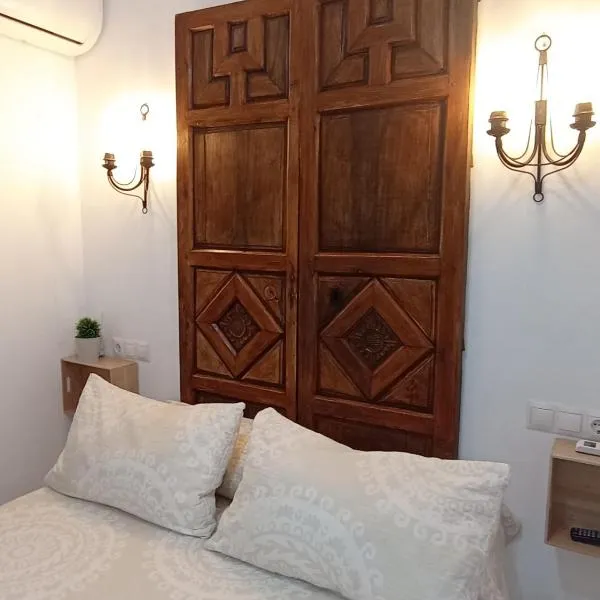 El DETALLE Apartamento y Estudio, hotel a Zahara de la Sierra