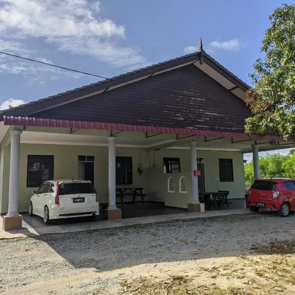 Homestay Ayah Ngah Marang, hotel a Marang