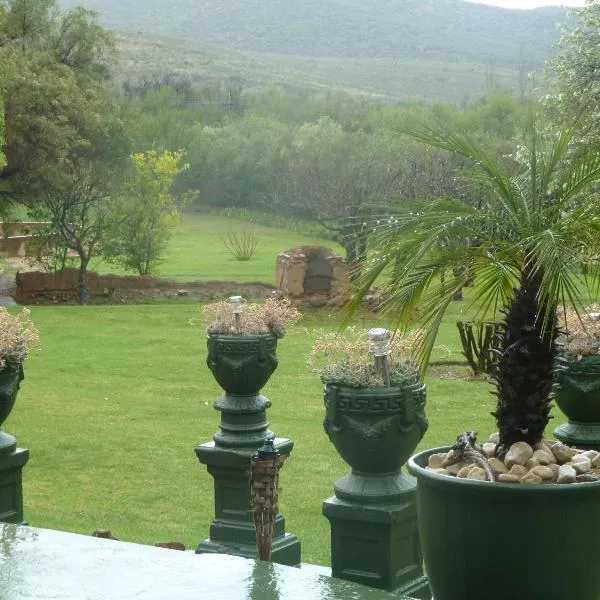 Ladismith Country House โรงแรมในSeweweekspoort