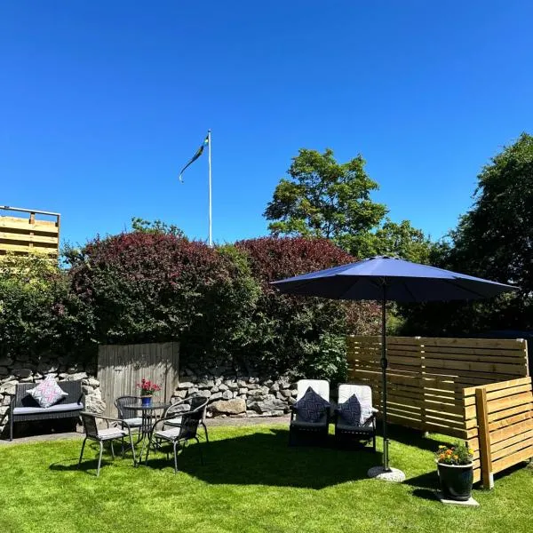 Rymlig lägenhet i Stenungsund, hotel din Stenungsund