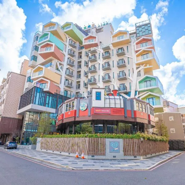 CHECK inn MAGI Kids Hotel, hotel sa Luodong