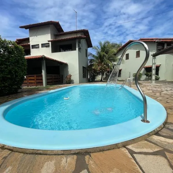 Casasveraneio casa top com 2 suítes com ar condicionado a 100 m da Praia - Barra de São Miguel, 7 minutos do gunga e 3 da praia bonita e conchas ! Área gourmet particular com churrasqueira , chuveirão !condomínio com muito verde,piscina de 10m!, viešbutis Masejuje