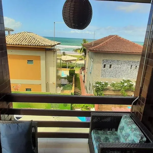 Chalé Brisa Mar Pé na Areia em Barra do Jacuípe, viešbutis mieste Guarajuba