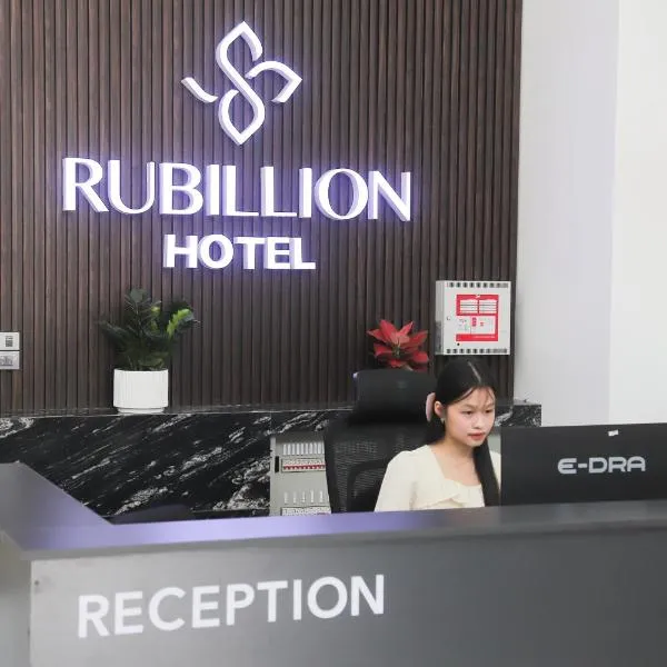 Rubillion Hotel - Vinh, hotel u gradu Xuân Ðài