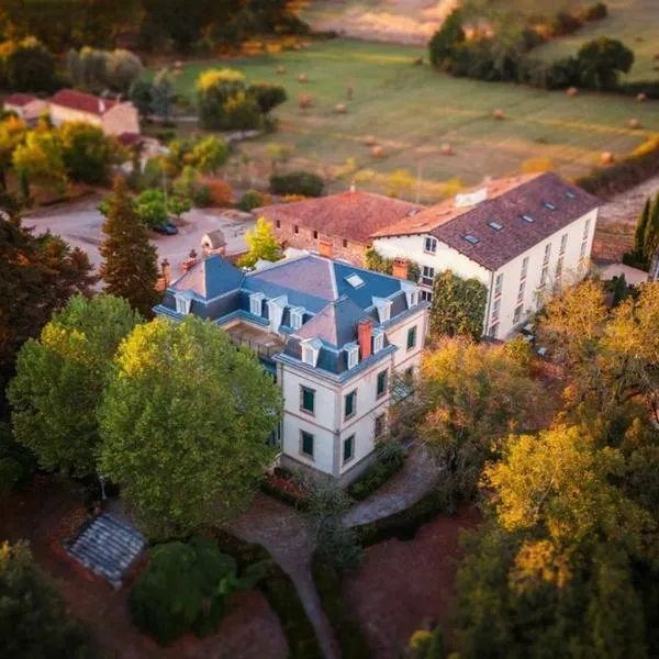 Contact Hôtel La Métairie – hotel w mieście Cordes-sur-Ciel