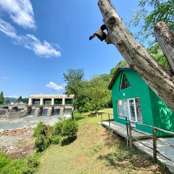 Green house, hotel u gradu Chaltubo