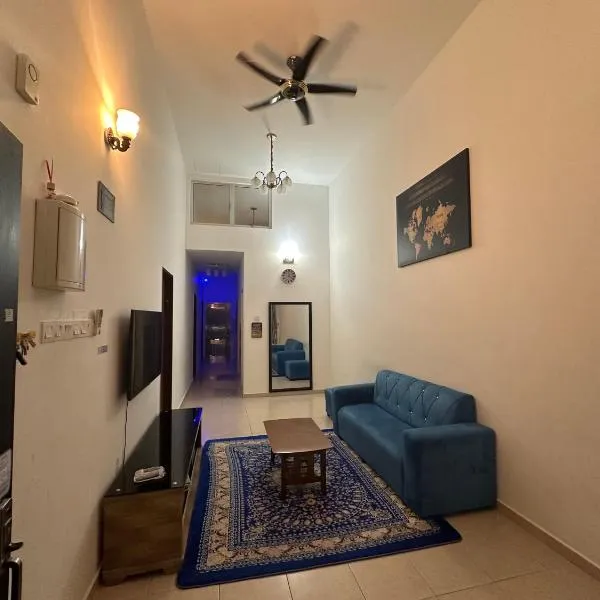 three bedroom tarraced house - RainaHomestay Pasir Gudang โรงแรมในเปงเงรัง