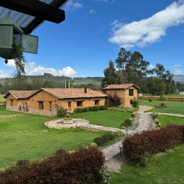 Casona Ananda, hotel di Firavitoba