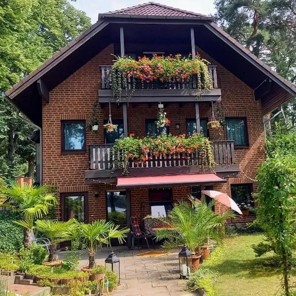 Ferienwohnung direkt am See, hotel en Bad Saarow