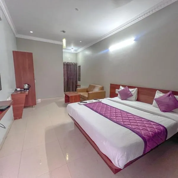 Hotel Gateway Suites Bangalore Airport, hotel u gradu Bidadi