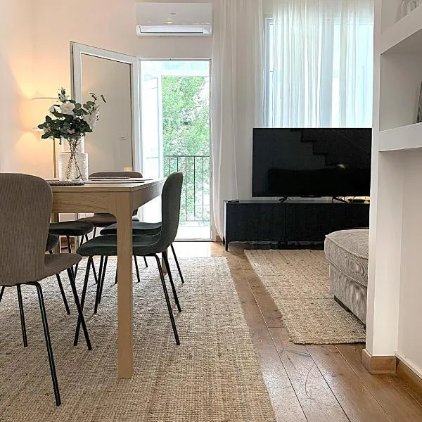 Appartements à Dax - 2 min du Centre-Ville, 3 min de la Gare, hotel u gradu 'Dax'