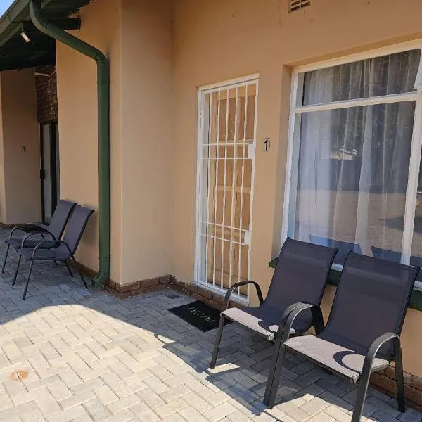 Protea Guesthouse, hotel em Middelburg