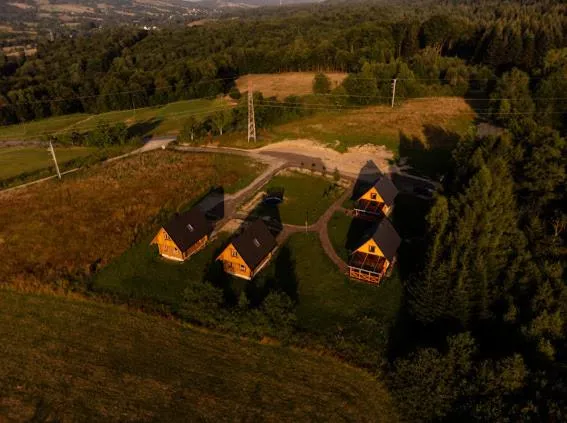 Osada Wołcze, hotel v destinaci Ustrzyki Dolne