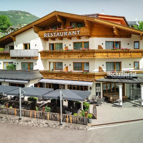 Kräuterhotel Hochzillertal, hotel u gradu Schlitters