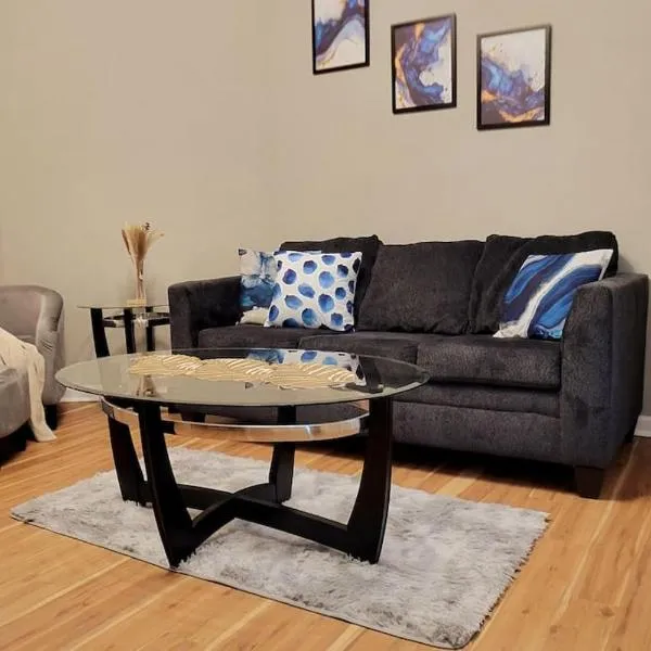 2 bd 2 bath - 5 Min to Downtown, khách sạn ở Indianapolis