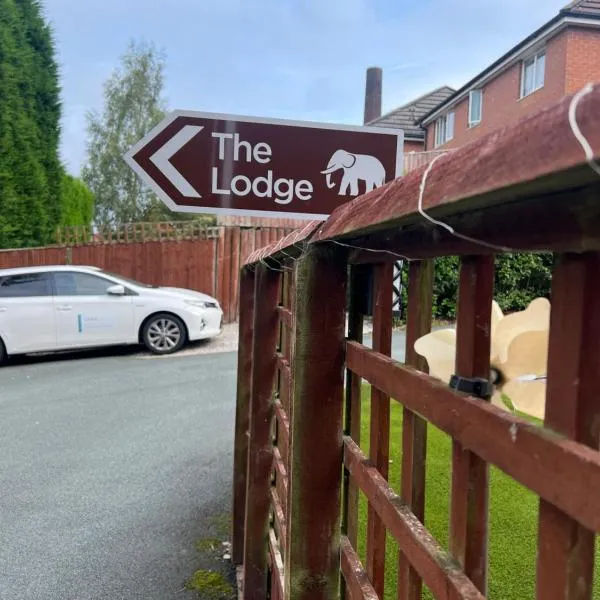 The Lodge Oldham, hotel en Rochdale