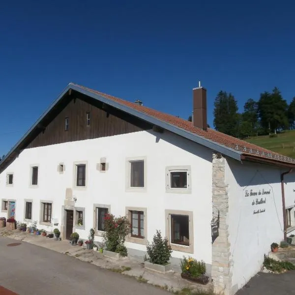 B&B La Ferme De Pouillerel, hotel u gradu 'Le Locle'