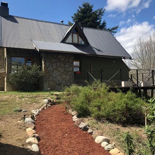 Viesnīca El Tranco - Casa "Bajada Poujardieu" pilsētā Hunina de los Andesa