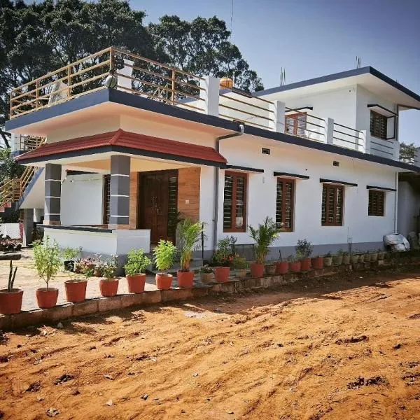 Coorg Teakwood Treasure Homestay, מלון במדיקרי