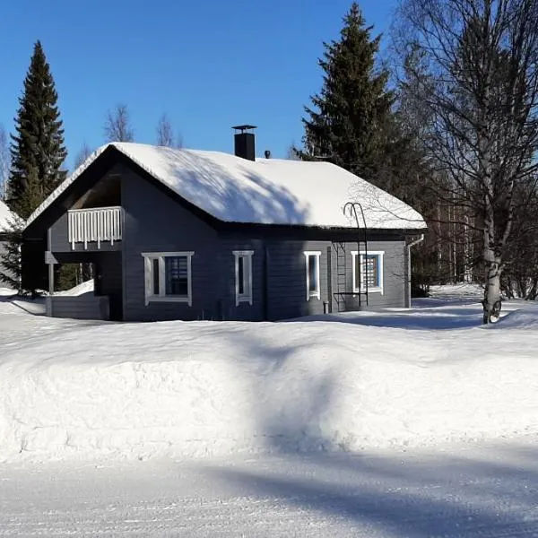 Tassutupa, hotel a Komula