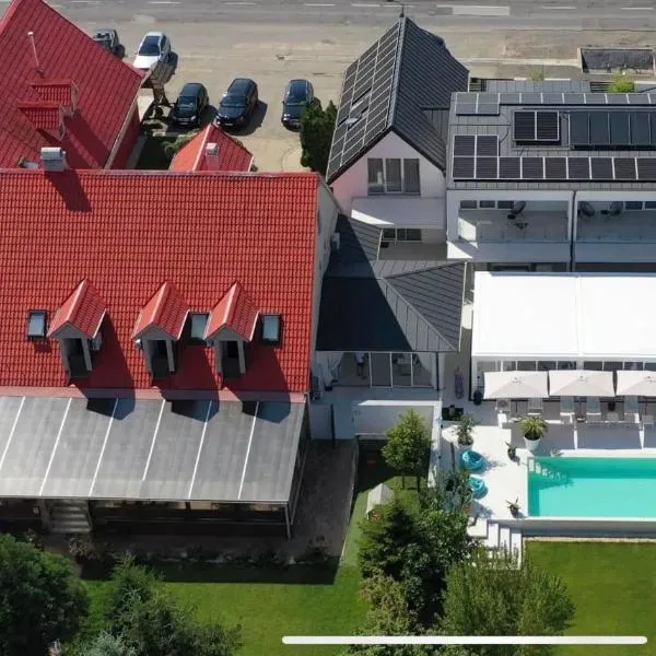 Székely Fogadó Self Check In Hotel Guesthouse, готель у місті Матесалька