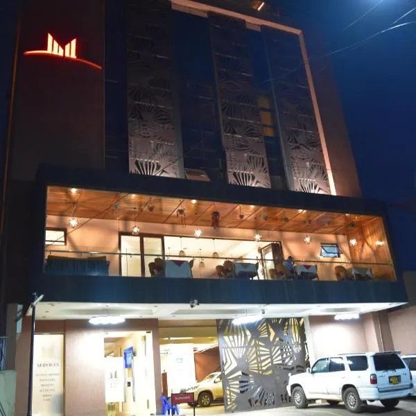 Millennium Terrace Hotel, hotel u gradu Kiteezi