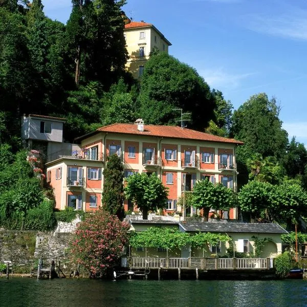 Lake view rooms and flats Casa Sul Lago, hotel i Orta San Giulio