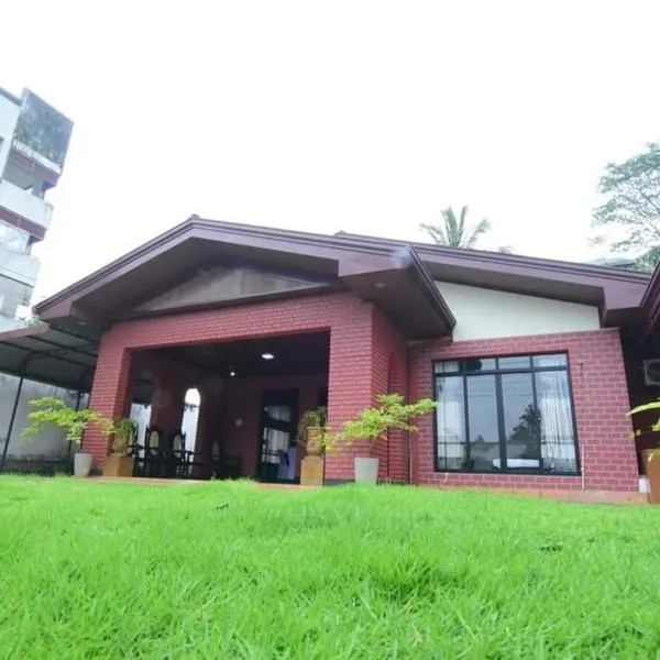 CHANA BRICKS BUNGALOW, hotel in Eheliyagoda